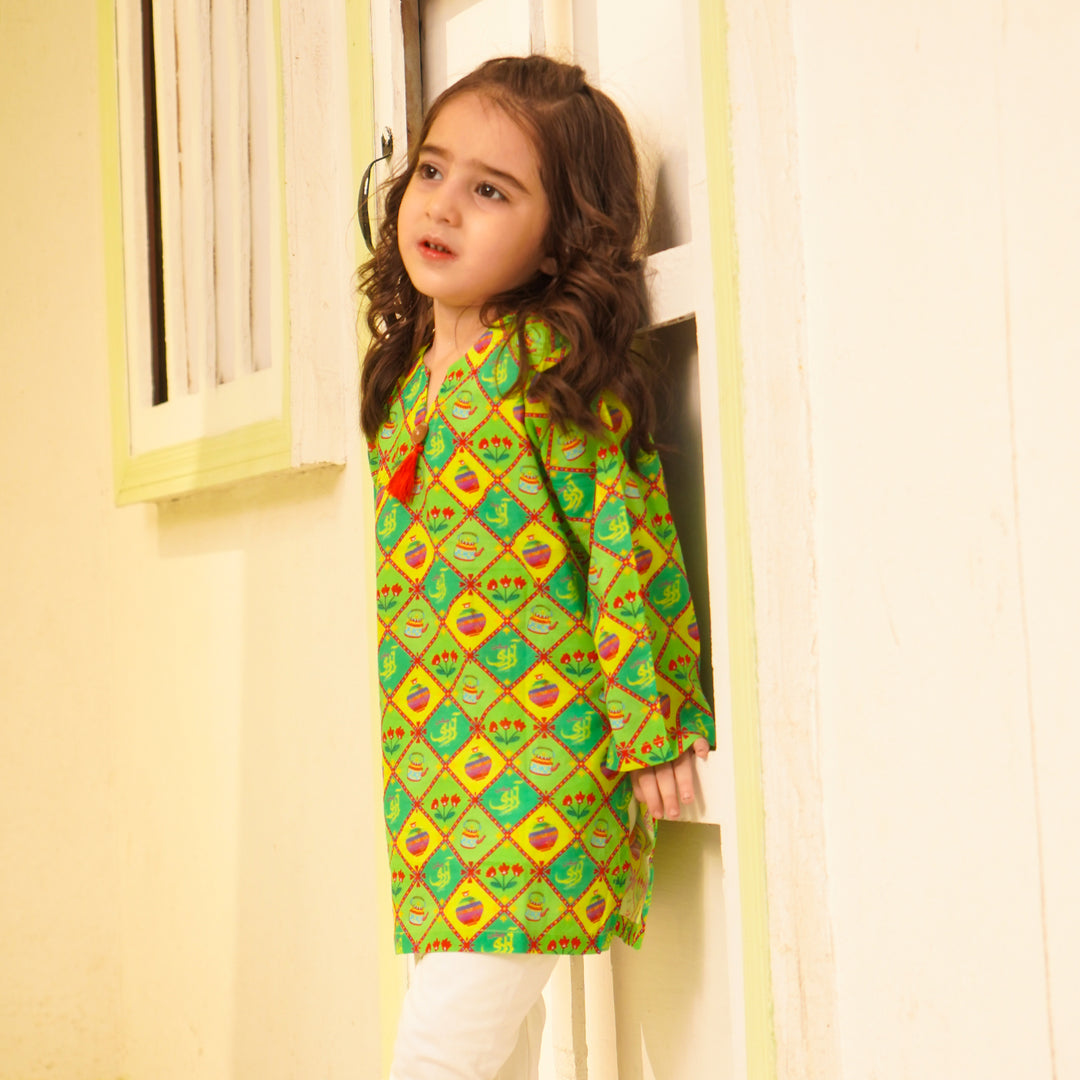 Girls Cotton Printed Kurti Kettle And Flowers Ind-Multi