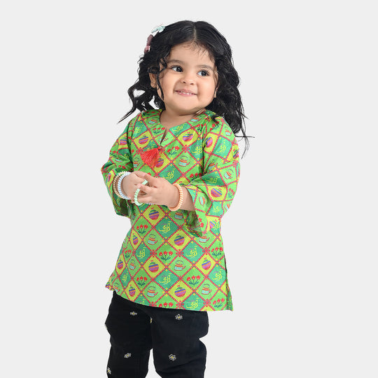 Infant Girls Cotton Printed Kurti Kettle And Flowers Ind-Multi