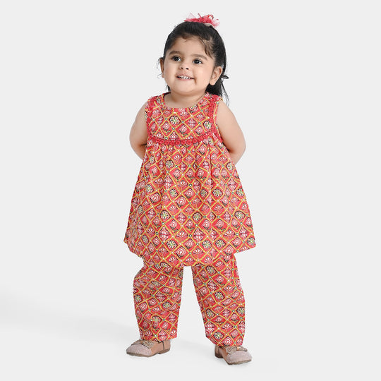 Infant Girls Cotton Poplin Printed 2 Pcs Surkh Phool-Multi